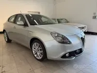 Usata Alfa Romeo Giulietta Business 120 CV (88 kW) 2017 Grigio Utilitaria