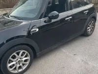 Käytetty Mini Cooper D 116 HP (85 kW) 2015 Musta Viistoperä