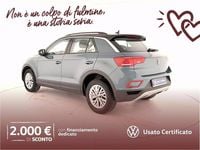 Usata VW T-Roc Life 116 CV (85 kW) 2025 Petroleum blue metallizzato nero SUV
