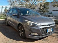 Usata Hyundai i20 90 CV (66 kW) 2016 Grigio Berlina