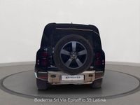 Usata Land Rover Defender SE Dynamic 249 CV (183 kW) 2022 Nero SUV