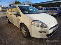Usata Fiat Punto Lounge 69 CV (50 kW) 2015 Bianco Utilitaria
