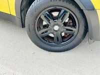 Usata Mini ONE 90 CV (66 kW) 2002 Giallo Utilitaria