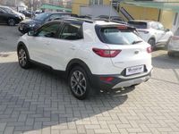 Usata Kia Stonic Style 101 CV (74 kW) 2019 Bianco SUV