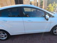 Second-hand Ford Fiesta 80 CP (58 kW) 2014 Alb Hatchback