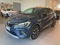 Usata Renault Captur Techno 92 CV (67 kW) 2023 Blu marine SUV