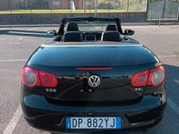 Usata VW Eos 122 CV (89 kW) 2008 Nero Cabrio