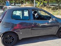 Usata Fiat Punto 60 CV (44 kW) 2003 Grigio Utilitaria