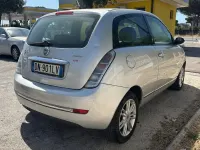 Usata Lancia Ypsilon 75 CV (55 kW) 2008 Argento Utilitaria