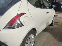 Usata Lancia Ypsilon Silver 69 CV (50 kW) 2014 Bianco Utilitaria