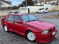 Usata Alfa Romeo 75 110 CV (80 kW) 1991 Rosso Berlina