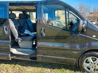 Usata Opel Vivaro 120 CV (88 kW) 2009 Nero Monovolume
