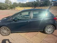 Usata Peugeot 208 Allure 82 CV (60 kW) 2018 Grigio Utilitaria