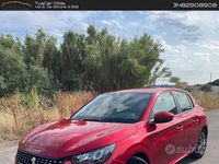 Usata Peugeot 208 Active 102 CV (75 kW) 2021 Rosso Utilitaria