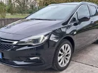 Usata Opel Astra Innovation 110 CV (80 kW) 2019 Nero Station wagon