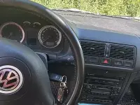 Usata VW Golf IV 101 CV (74 kW) 2003 Berlina