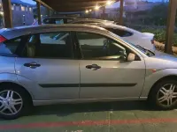 Usata Ford Focus Zetec 101 CV (74 kW) 2002 Grigio Berlina