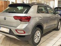 Usata VW T-Roc Style 150 CV (110 kW) 2023 Grigio tetto nero SUV