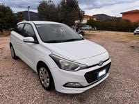 Usata Hyundai i20 GO! 74 CV (54 kW) 2016 Bianco Berlina