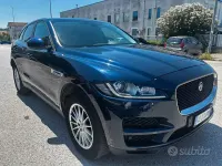 Usata Jaguar F-Pace Prestige 180 CV (132 kW) 2016 Blu SUV