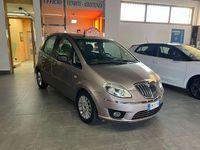 Usata Lancia Musa Gold 95 CV (69 kW) 2012 Grigio Monovolume