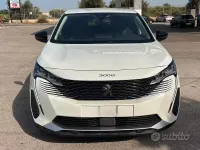 Usata Peugeot 3008 Allure 131 CV (96 kW) 2022 Bianco SUV