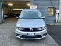 Usado VW Caddy Maxi 102 CV (75 kW) 2018 Gris Monovolumen