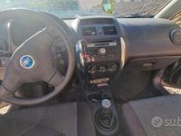 Usata Fiat Sedici 120 CV (88 kW) 2008 Grigio SUV