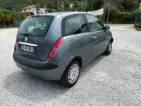 Usata Lancia Ypsilon 69 CV (50 kW) 2004 Grigio Utilitaria