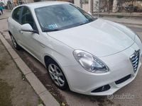 Usata Alfa Romeo Giulietta 105 CV (77 kW) 2013 Bianco Utilitaria