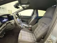 Usata VW Golf VIII GTE 150 CV (110 kW) 2023 Grigio pietra di luna Berlina