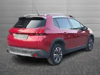 Usata Peugeot 2008 Allure 82 CV (60 kW) 2018 Rosso SUV