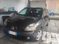 Usata Renault Clio II 75 CV (55 kW) 2004 Nero Berlina