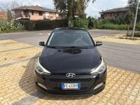 Usata Hyundai i20 Comfort 83 CV (61 kW) 2016 Nero Utilitaria