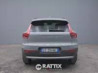 Usata Volvo XC40 129 CV (94 kW) 2024 Grigio SUV