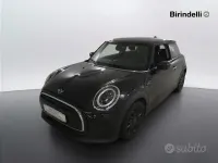 Usata Mini ONE 102 CV (75 kW) 2022 Midnight black metallizzato Utilitaria