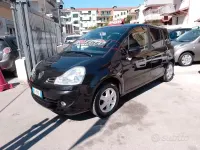 Käytetty Renault Modus 85 HP (62 kW) 2008 Musta Tila-auto