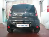 Usata Kia Soul 136 CV (100 kW) 2016 Grigio SUV