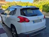 Usata Peugeot 2008 Allure 92 CV (67 kW) 2014 Bianco SUV