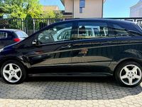 Usata Mercedes B180 109 CV (80 kW) 2007 Nero Monovolume