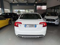 Usata Volvo S60 CC Momentum 150 CV (110 kW) 2017 Bianco Berlina
