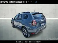 Usata Dacia Duster Journey 101 CV (74 kW) 2023 Grigio road  tinta opaca SUV