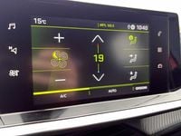 Usata Peugeot 2008 102 CV (75 kW) 2022 Rosso SUV