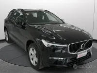 Usado Volvo XC60 Momentum 197 CV (144 kW) 2022 Negro SUV