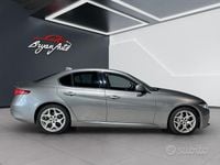 Usata Alfa Romeo Giulia Tech Edition 160 CV (117 kW) 2019 Grigio Berlina