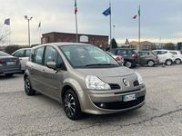 Usata Renault Modus Dynamique 106 CV (77 kW) 2008 Oro Monovolume