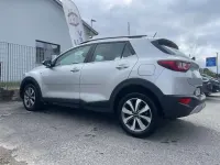 Usata Kia Stonic Style 84 CV (61 kW) 2022 Argento SUV