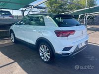 Usata VW T-Roc Advance 116 CV (85 kW) 2019 Bianco SUV
