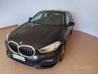 Usata BMW 118 Advantage 150 CV (110 kW) 2020 Nero Utilitaria