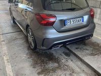 Usata Mercedes A180 Premium 122 CV (89 kW) 2015 Grigio Berlina